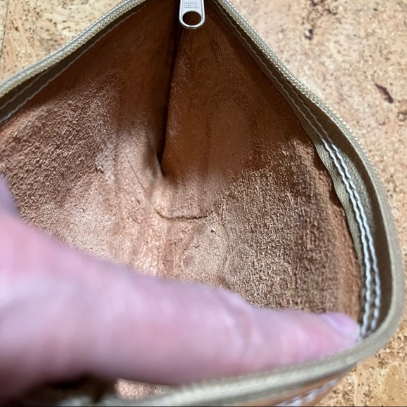 Vintage Tooled Poppy Clutch Purse - Picture 5 of 16